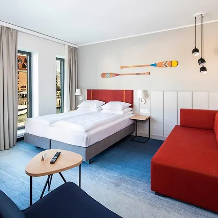 - Centre By Ihg Gdansk