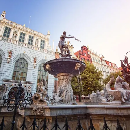 - Centre By Ihg Hotel Gdansk