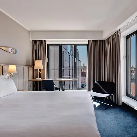Hotel - Centre By Ihg 4*