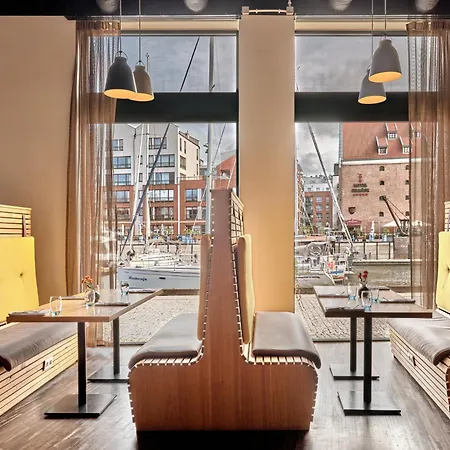 - Centre By Ihg Gdansk